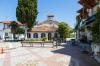 Kirche Agios Athanasios am Dorfplatz von Pefkochori
